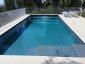Une piscine béton grise anthracite marseille 8ème